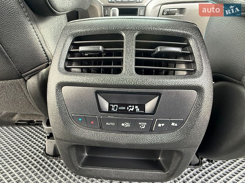Позашляховик / Кросовер Honda Pilot 2017 в Трускавці