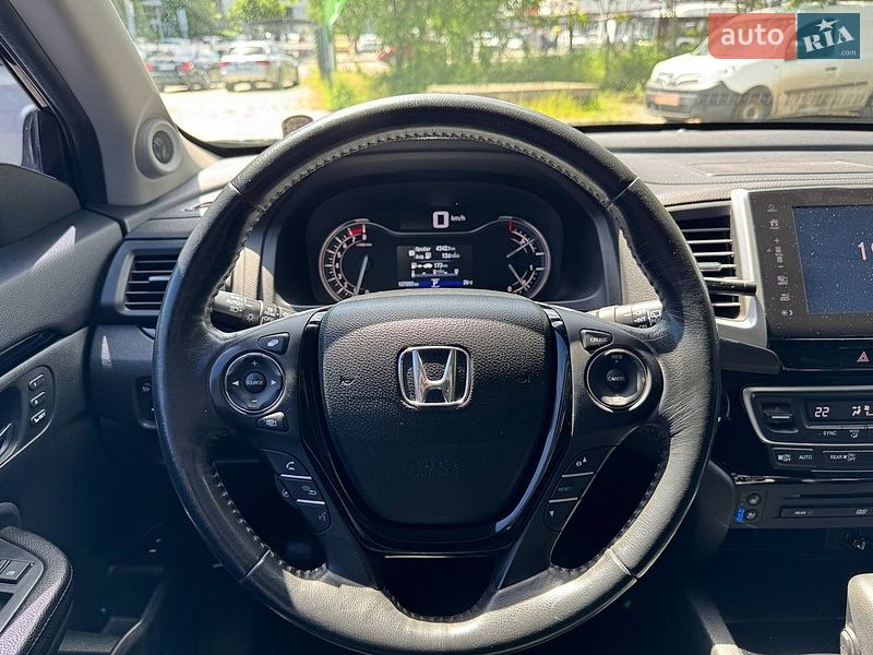 Внедорожник / Кроссовер Honda Pilot 2017 в Днепре