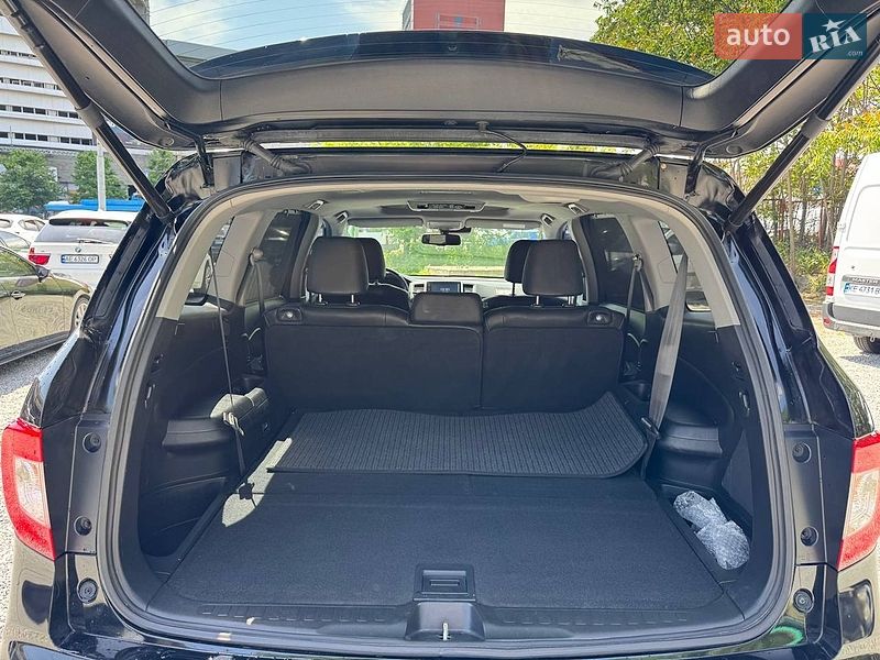 Внедорожник / Кроссовер Honda Pilot 2017 в Днепре