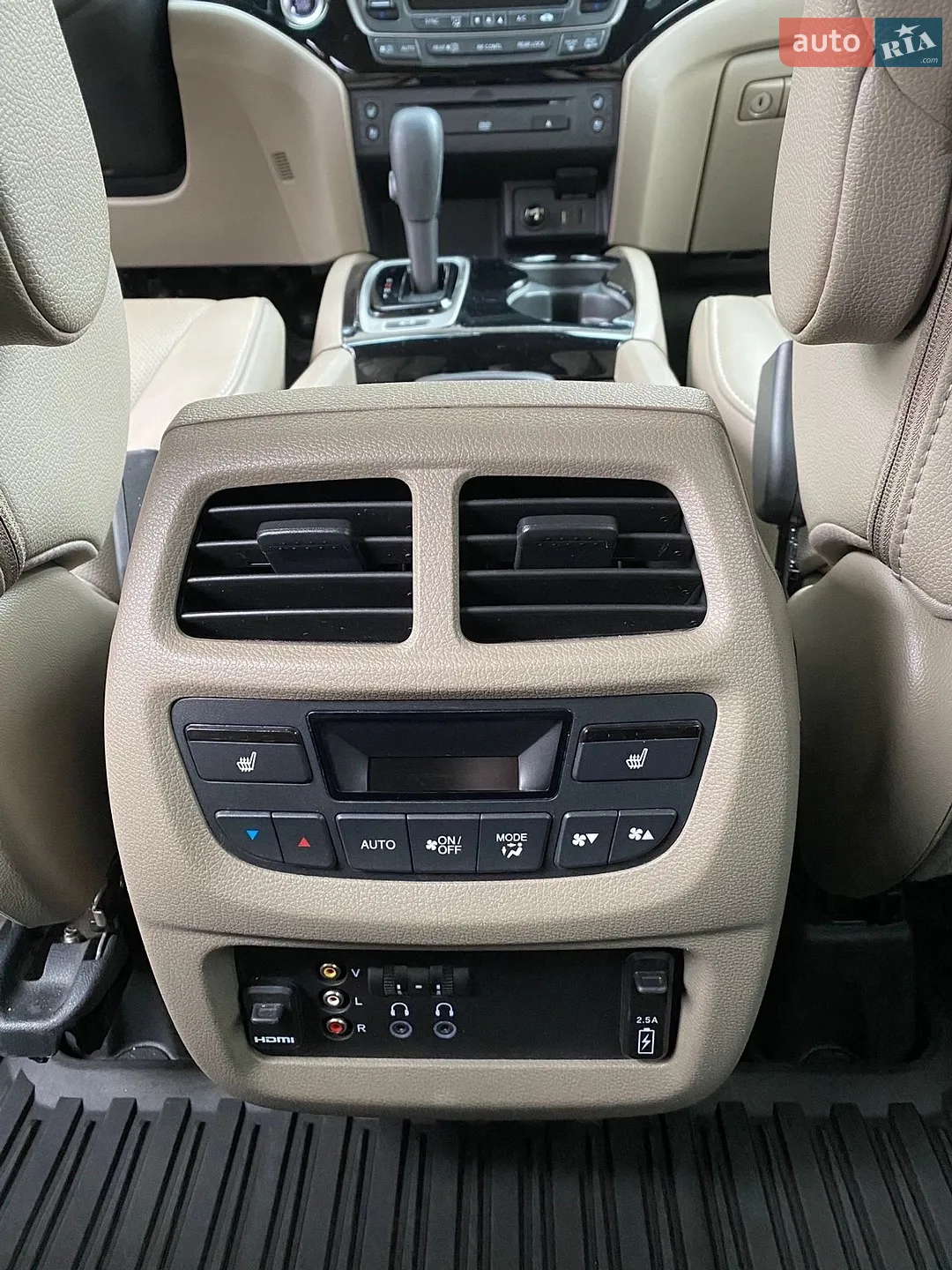 2017 Honda Pilot - мініатюра 8