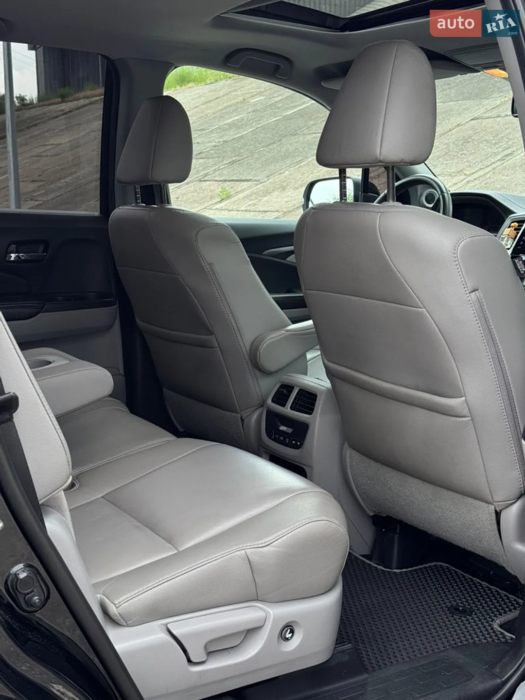 2017 Honda Pilot - мініатюра 42