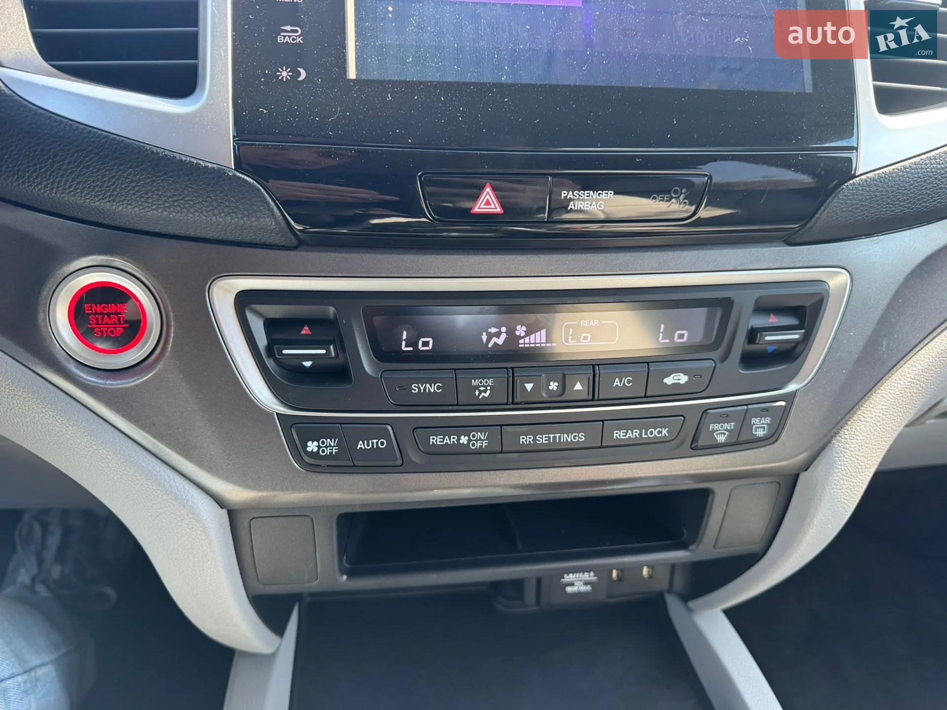 2016 Honda Pilot - мініатюра 17