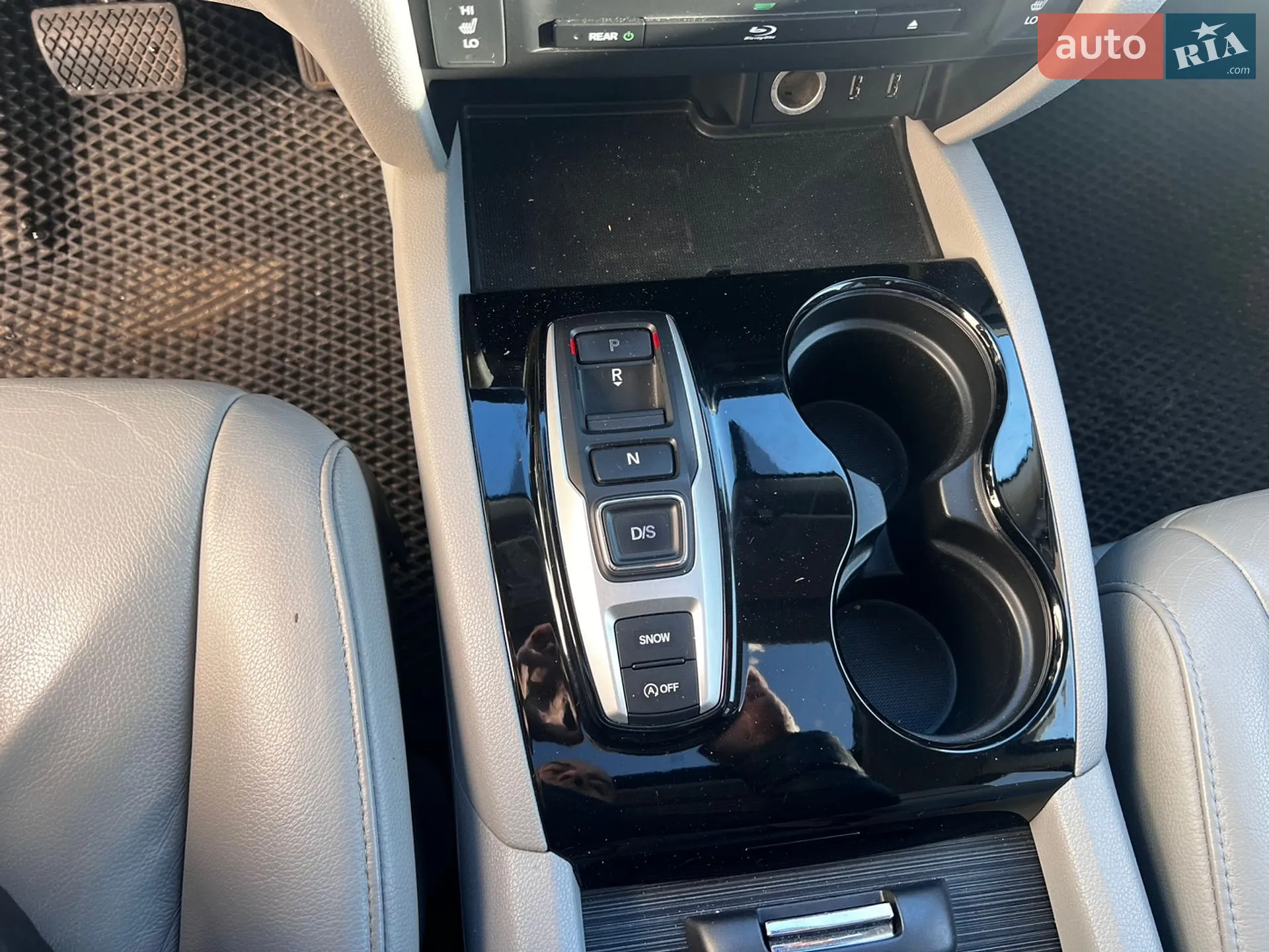 2016 Honda Pilot - мініатюра 9