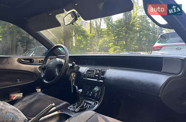 Купе Honda Prelude 1993 в 