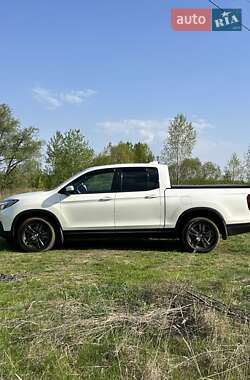 Пикап Honda Ridgeline 2017 в 