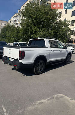 Пикап Honda Ridgeline 2021 в 