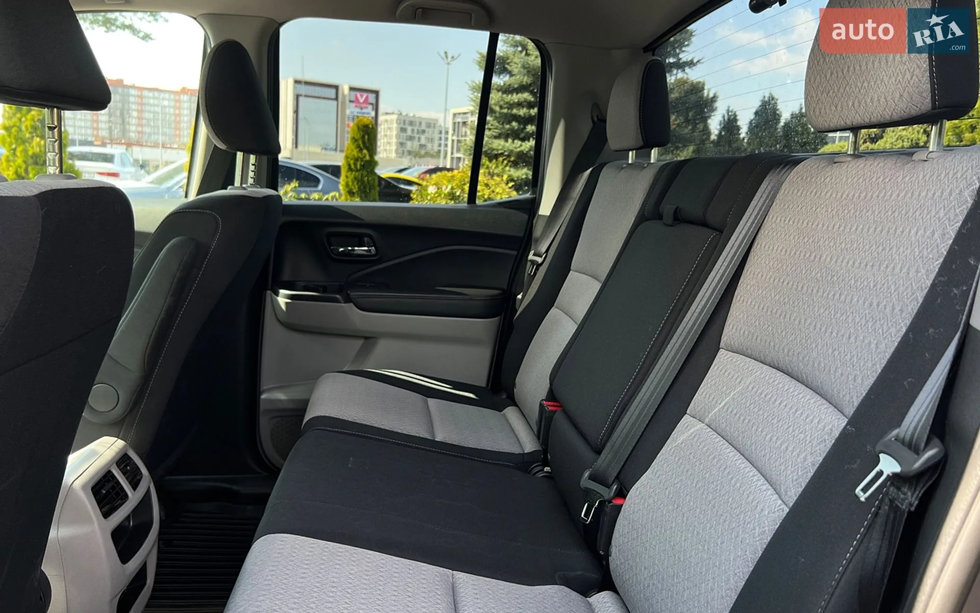 2018 Honda Ridgeline - мініатюра 22