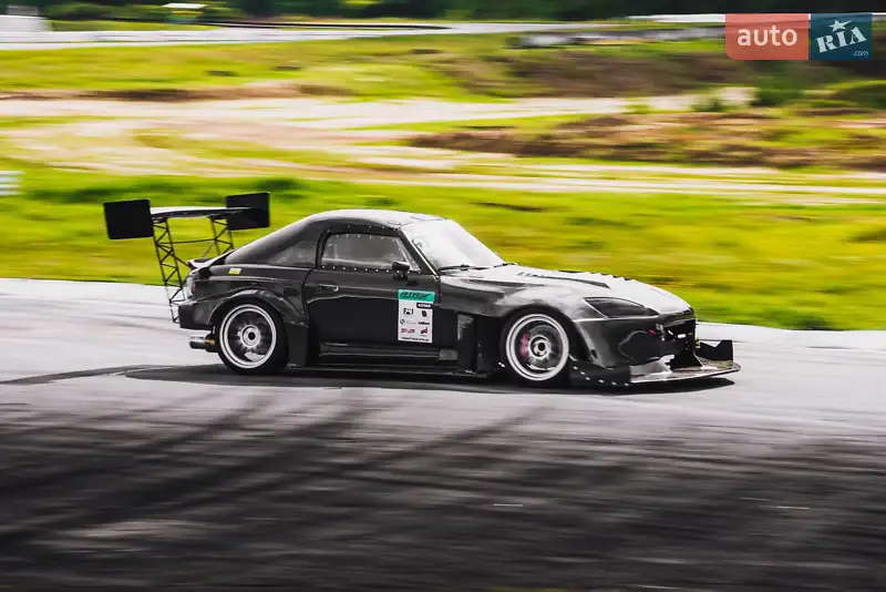 Honda S2000
