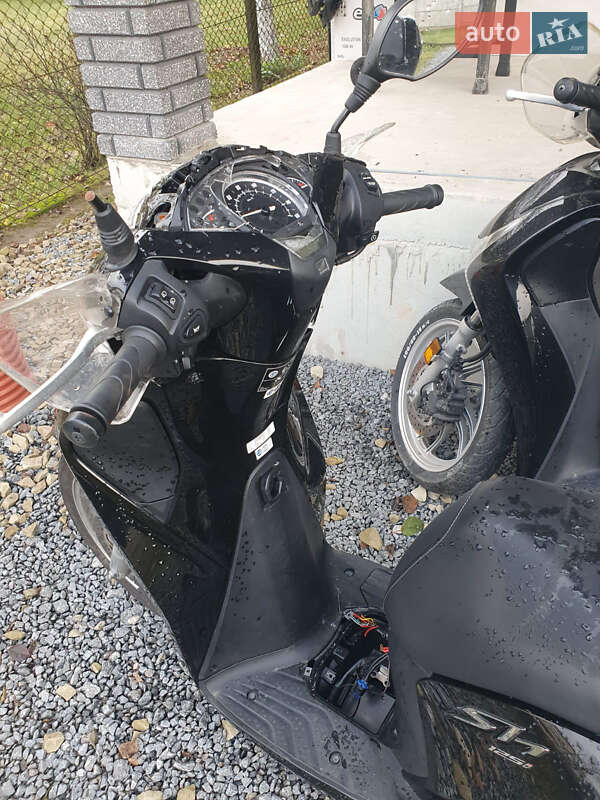 Скутер Honda SH 125 2017 в Львове