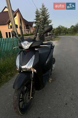 Скутер Honda SH 125 2014 в Надворной