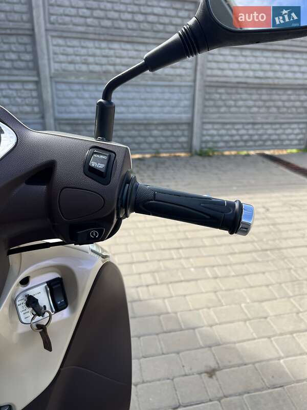 Скутер Honda SH 125 2015 в Білій Церкві