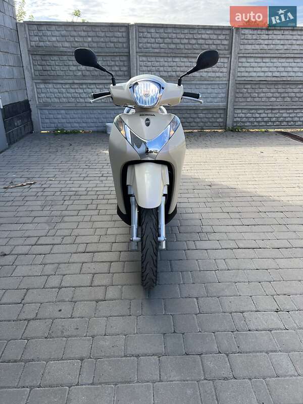 Скутер Honda SH 125 2015 в Білій Церкві