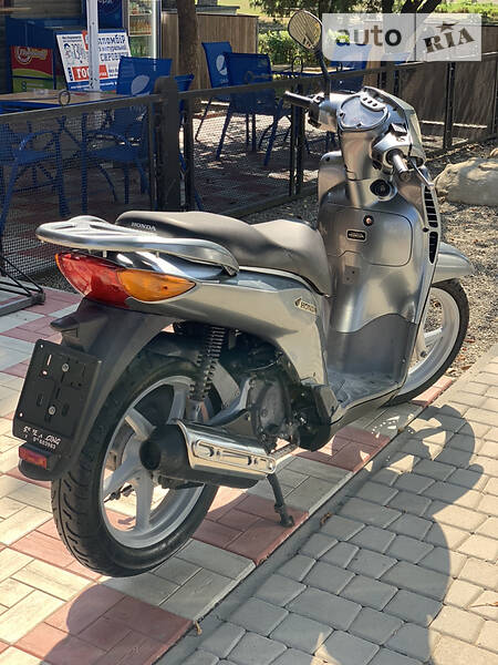 Скутер Honda SH 150 2003 в Кицмани