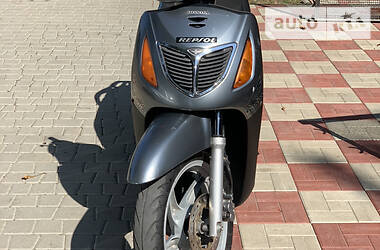 Скутер Honda SH 150 2003 в Кицмани