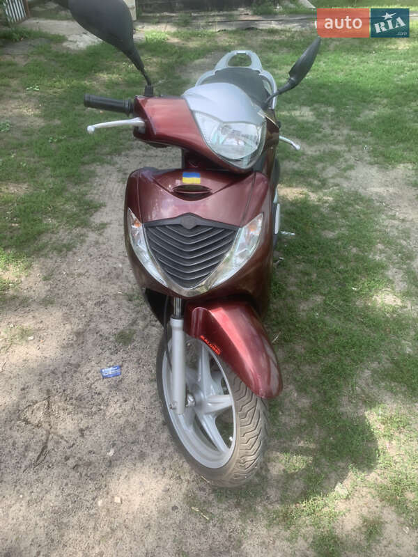 Скутер Honda SH 150 2012 в Бородянці