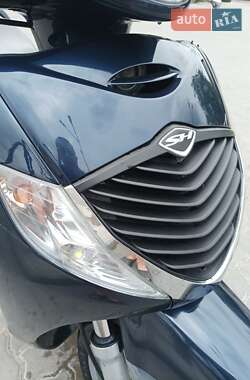 Мопеди Honda SH 150 2012 в 