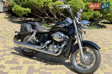 Мотоцикл Классік Honda Shadow 400 2000 в Дніпрі