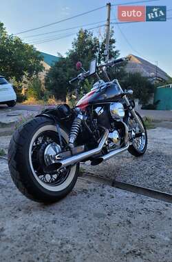 Мотоцикл Кастом Honda Shadow 400 2000 в 