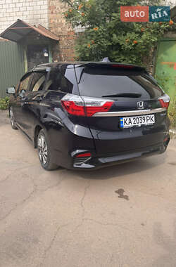 Минивэн Honda Shuttle 2016 в 