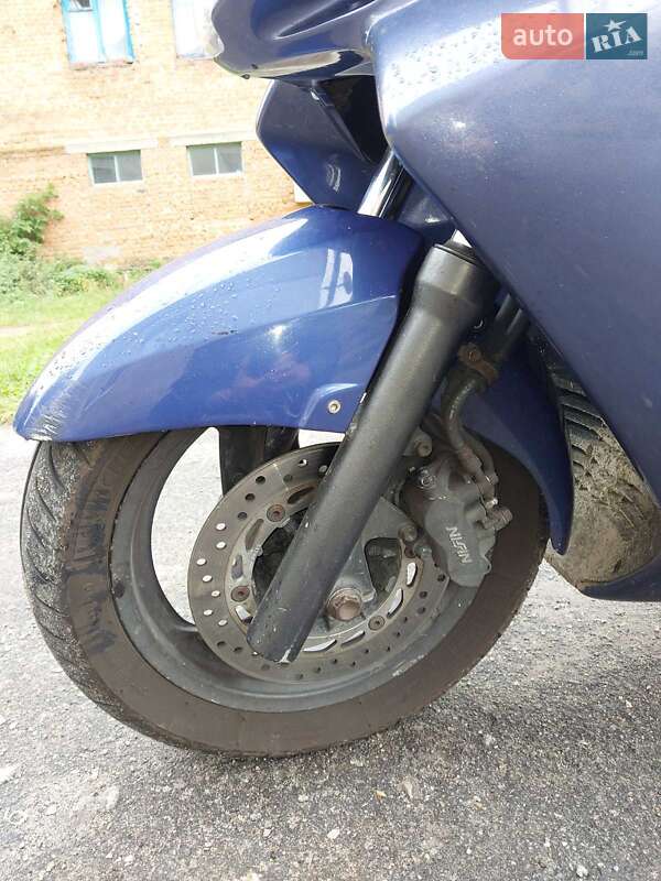 Макси-скутер Honda Silver Wing 400 2008 в Красилове