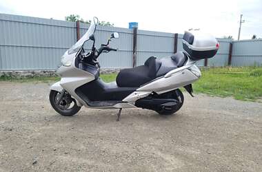 Макси-скутер Honda Silver Wing 600 2002 в 
