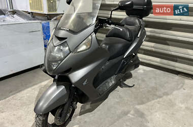 Максі-скутер Honda Silver Wing 600 2001 в Львові