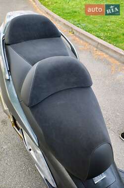 Макси-скутер Honda Silver Wing 600 2001 в 