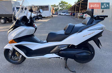 Вантажні моторолери, мотоцикли, скутери, мопеди Honda Silver Wing 600 2011 в 