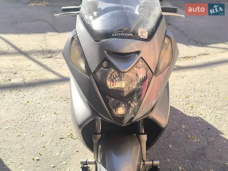 Honda Silver Wing 600 2002
