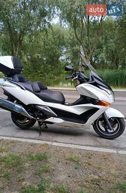Максі-скутер Honda Silver Wing GT 400 2011 в Києві