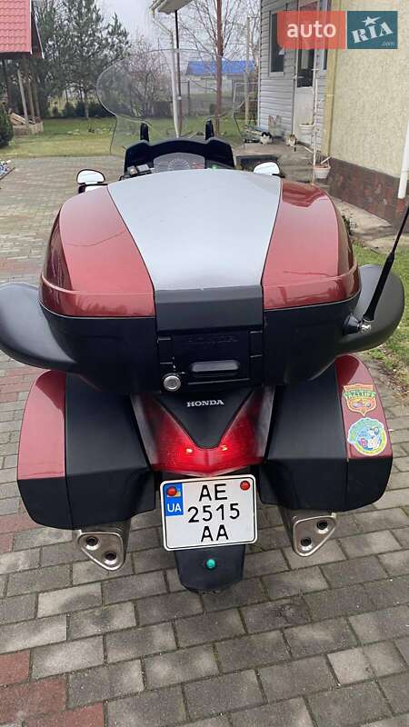 Мотоцикл Спорт-туризм Honda ST 1300 Pan European 2006 в Запоріжжі