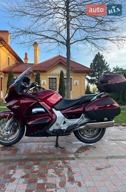 Мотоцикл Круизер Honda ST 1300 Pan European 2004 в 