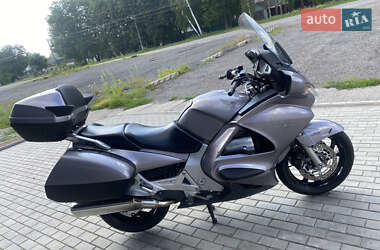 Мотоцикл Круізер Honda ST 1300 Pan European 2004 в 