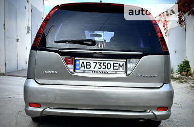 Минивэн Honda Stream 2004 в 
