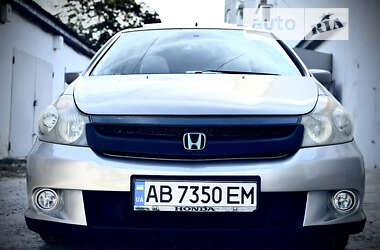 Минивэн Honda Stream 2004 в 