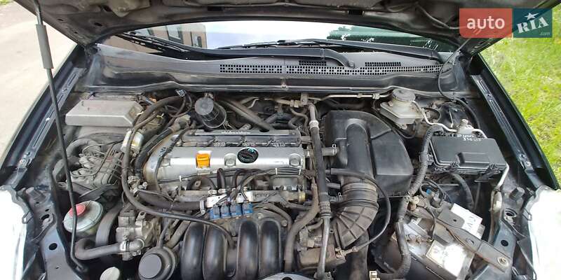 Минивэн Honda Stream 2003 в Косове