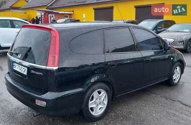 Минивэн Honda Stream 2003 в 