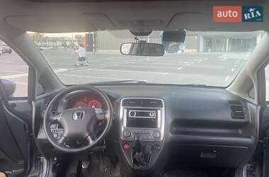 Минивэн Honda Stream 2004 в 