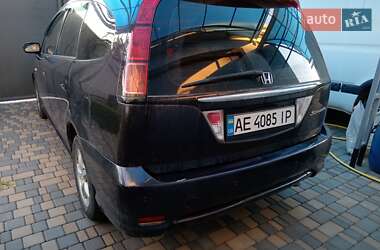 Минивэн Honda Stream 2005 в 