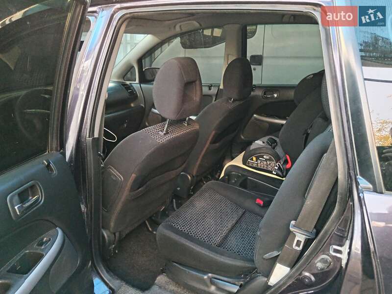 Минивэн Honda Stream 2005 в Днепре