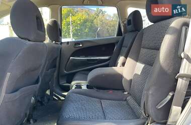 Мінівен Honda Stream 2004 в 