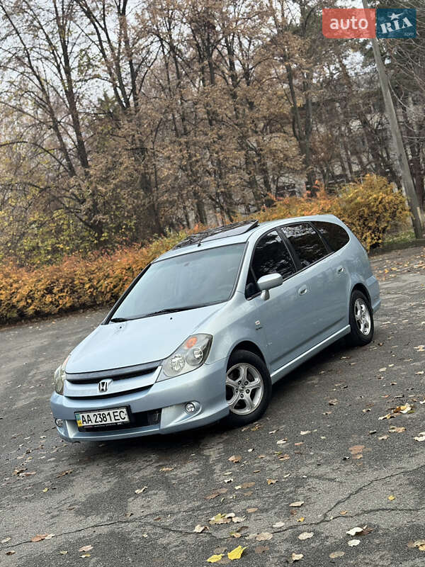 Минивэн Honda Stream 2004 в Киеве фото 2 Минивэн Honda Stream 2004 в Киеве