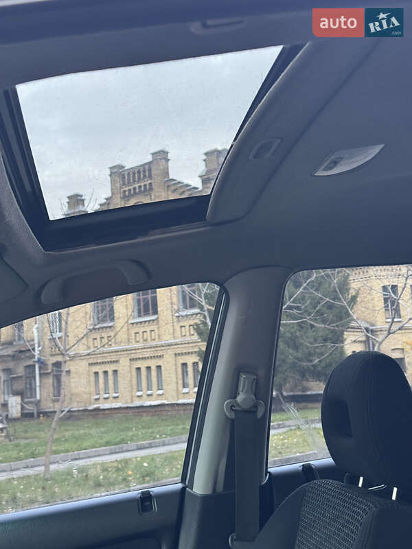 Минивэн Honda Stream 2004 в Киеве фото 18 Минивэн Honda Stream 2004 в Киеве