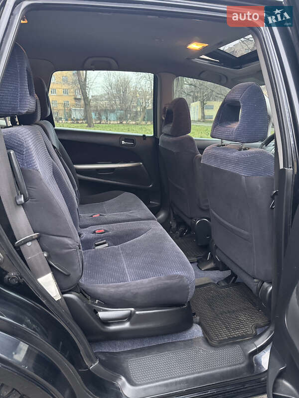 Минивэн Honda Stream 2003 в Киеве