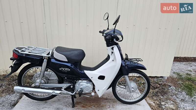 Honda Super Cub 50 2016