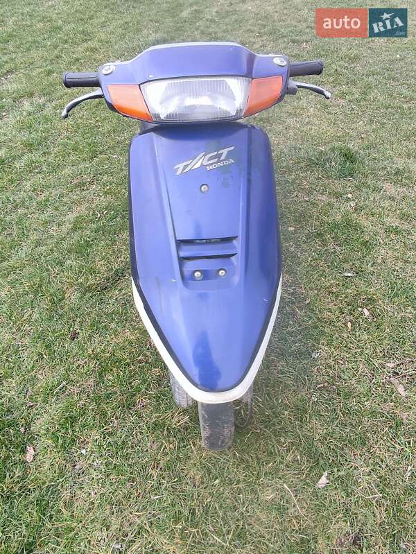 Мопеды Honda Tact AF-24 1993 в Бучаче