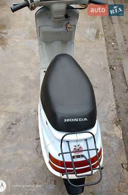 Мопеди Honda Tact AF-24 1993 в 