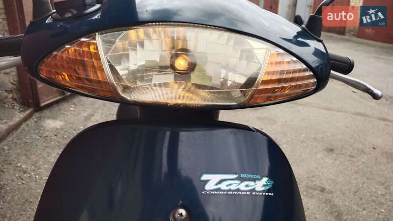 Мопеды Honda Tact AF-51 2004 в Киеве