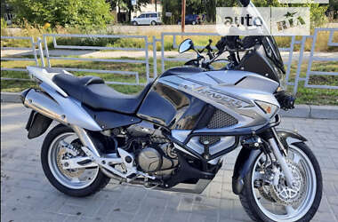 Мотоцикл Туризм Honda Varadero 1000 2008 в Тернополі
