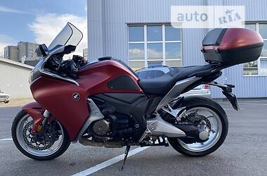 Мотоцикл Спорт-туризм Honda VFR 1200F 2012 в Києві